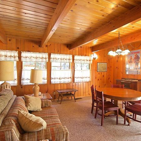 Lancaster Cabin Bass Lake Exterior foto