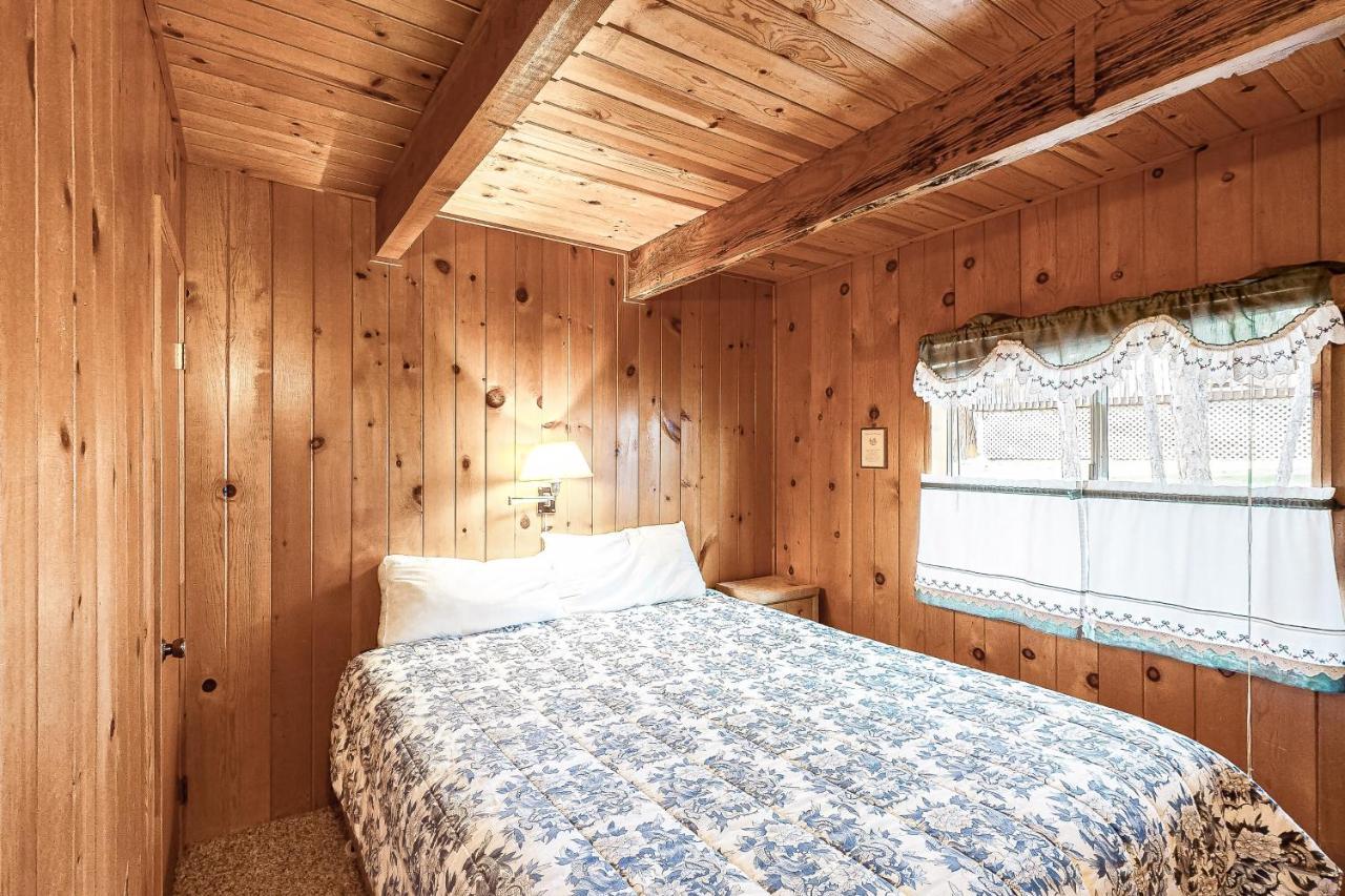 Lancaster Cabin Bass Lake Exterior foto